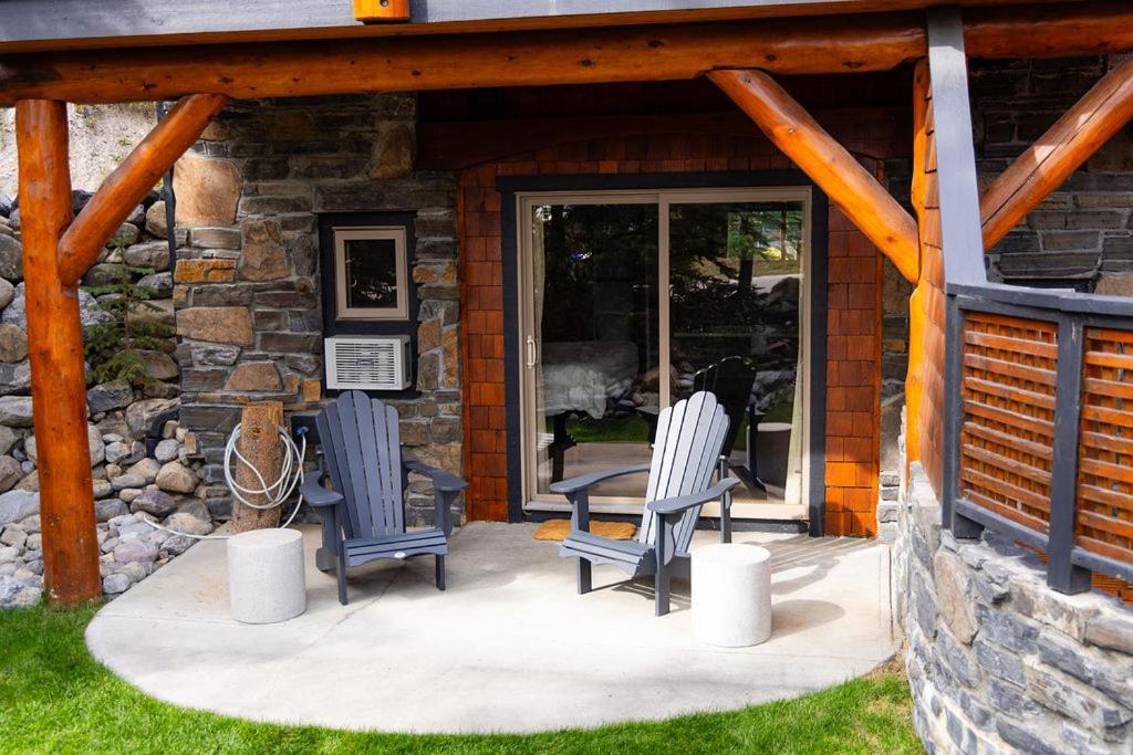 A Bear And Bison Country Inn Canmore Luaran gambar